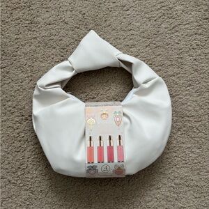 NWT Nicole Miller 4-Piece Lip Gloss Set with Purse